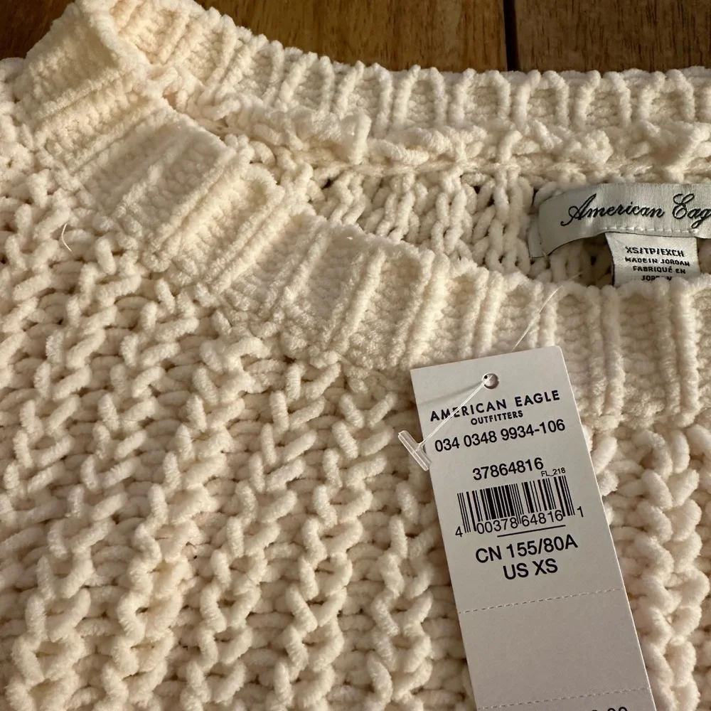 NWT American Eagle Women's Slouchy Snowsoft‎ Sweater- very oversized- size xs